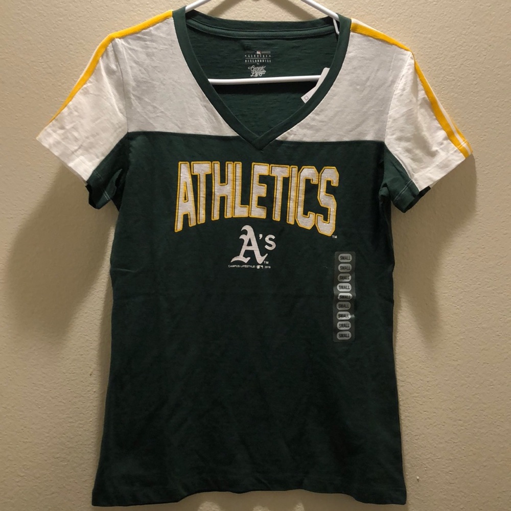 NWT Oakland A’s Baseball Athletic Team T-Shirt